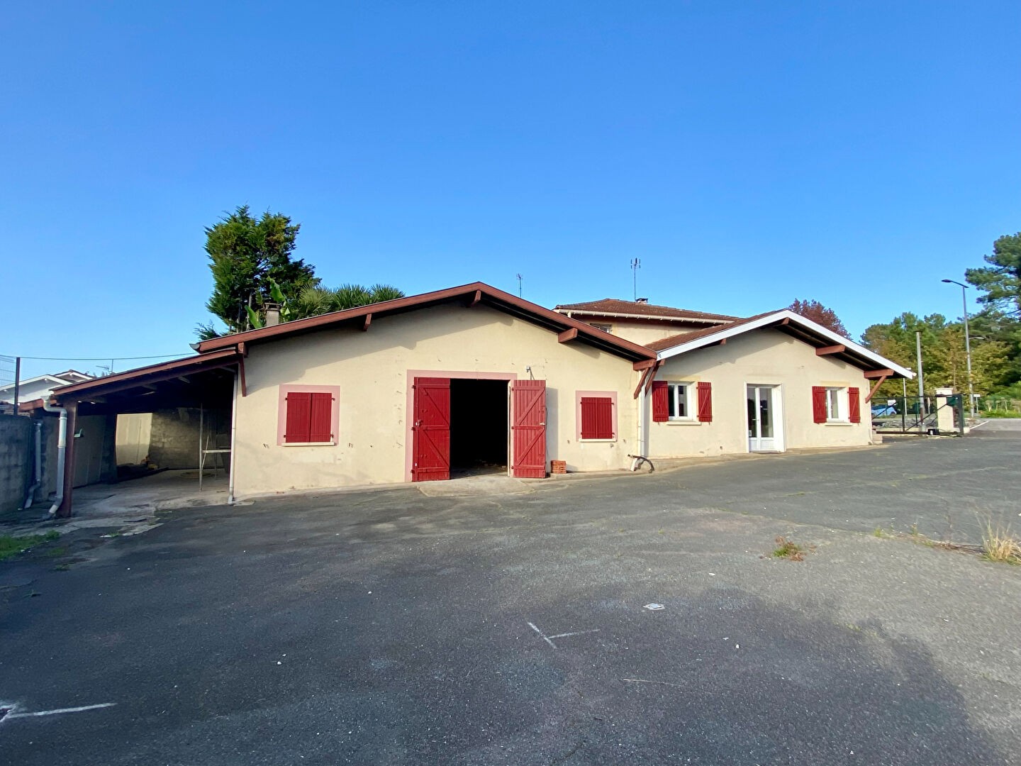 Vente Garage / Parking à Boucau 6 pièces