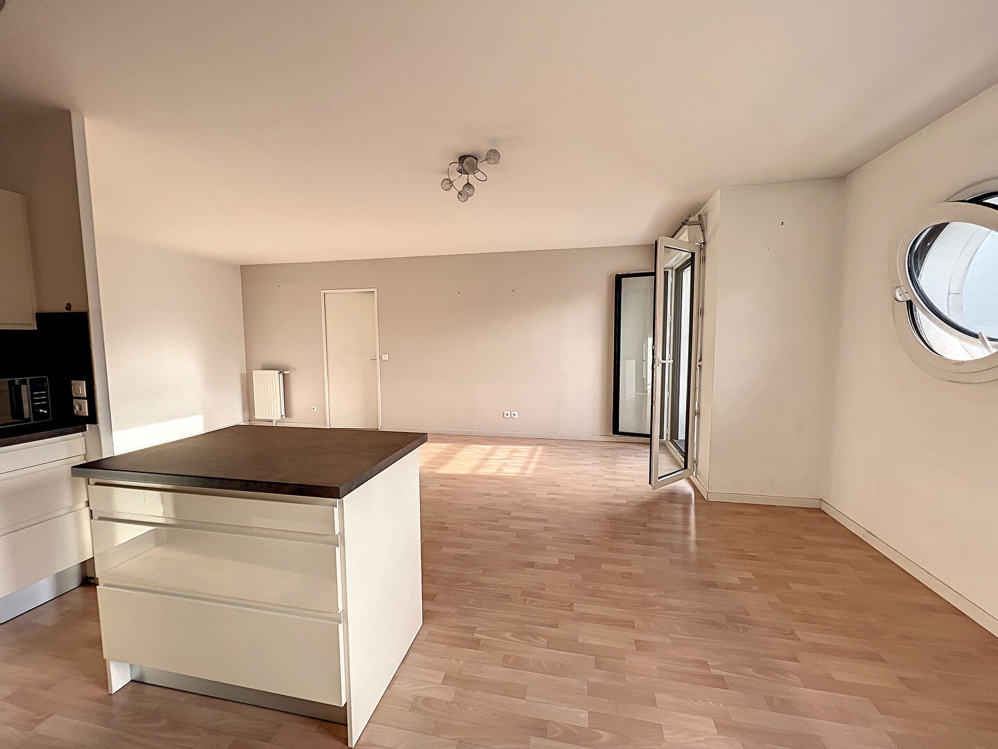 Vente Appartement à Suresnes 3 pièces