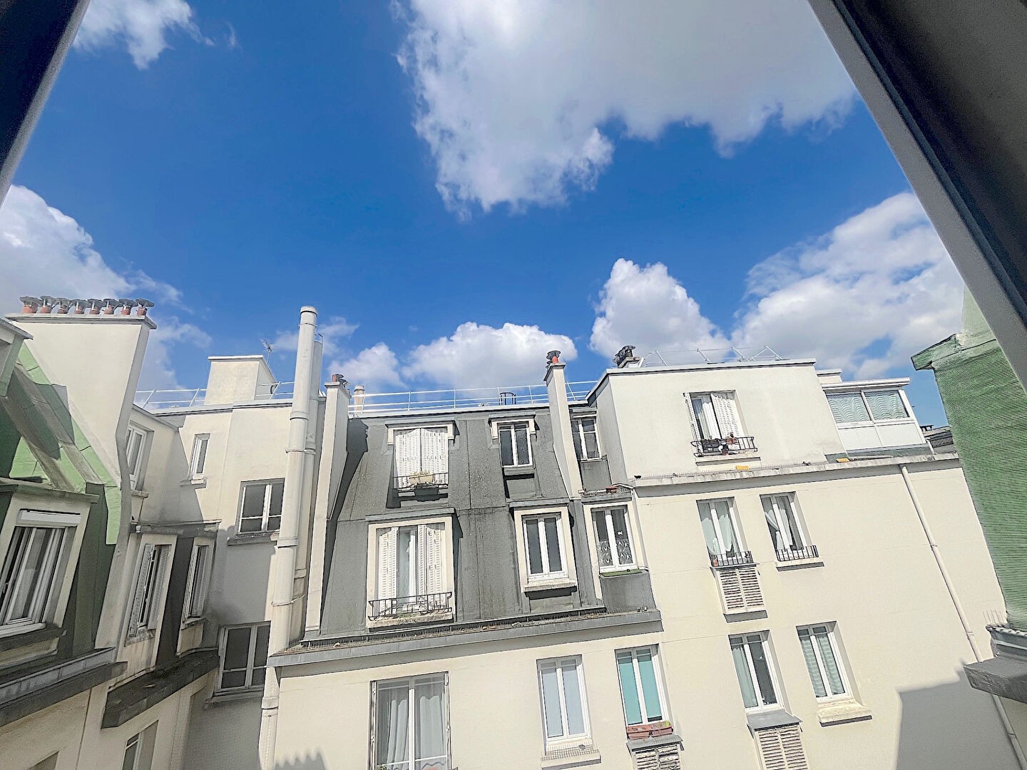 Vente Appartement à Paris Buttes-Chaumont 19e arrondissement 2 pièces