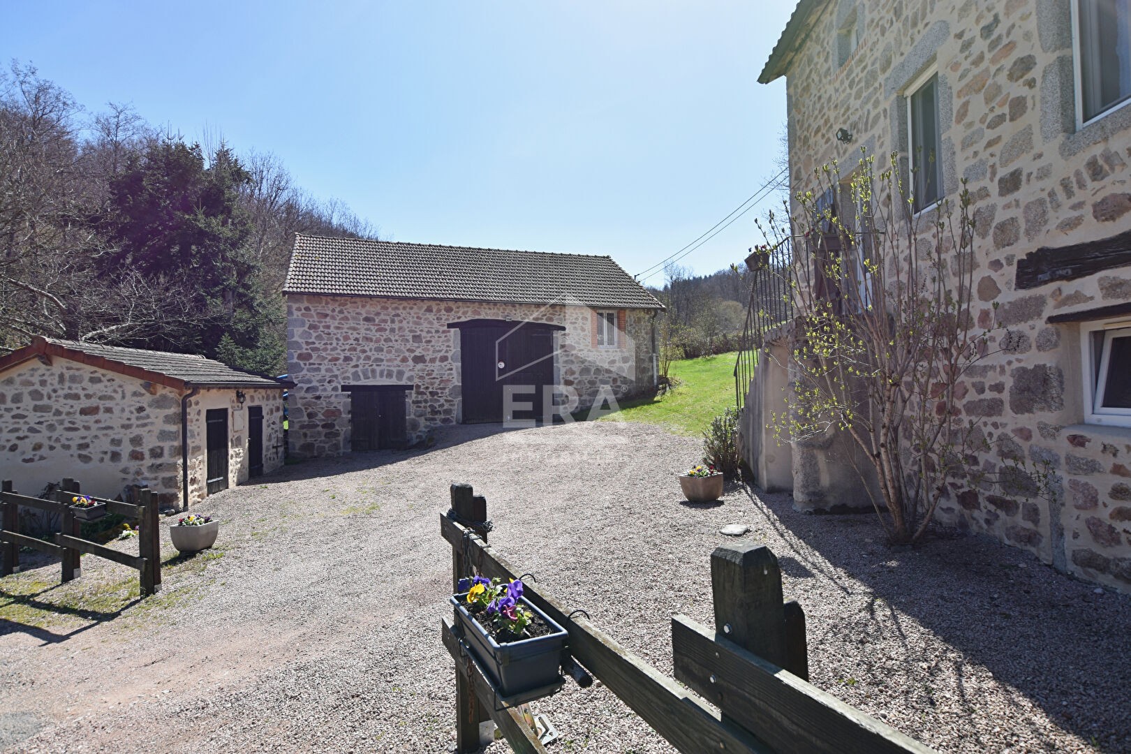 Vente Maison à Saint-Bonnet-des-Quarts 10 pièces