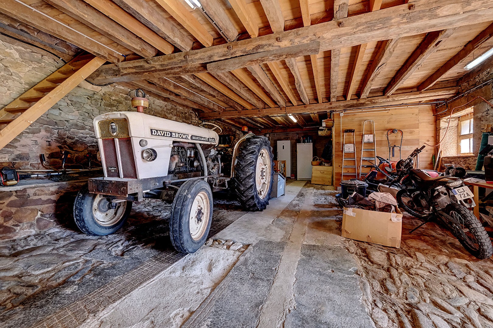 Vente Maison à Saint-Céré 9 pièces