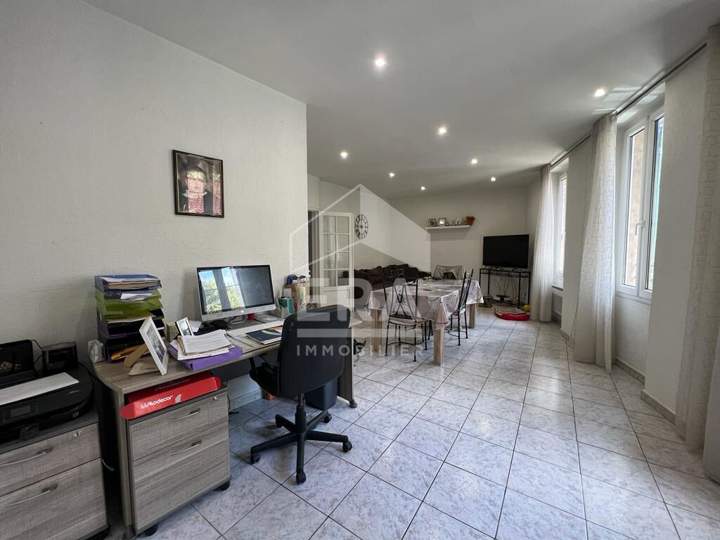 Vente Bureau / Commerce à Marseille 11e arrondissement 7 pièces