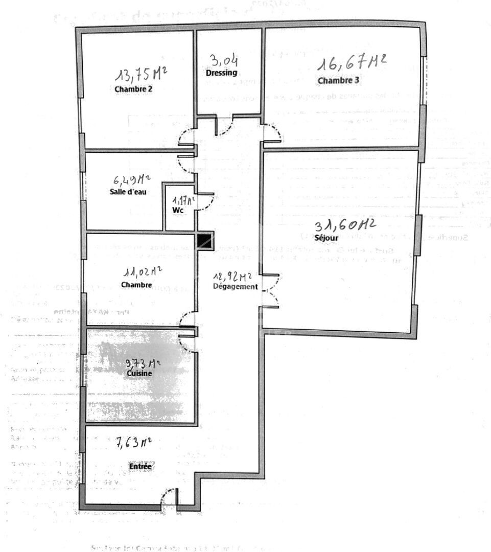 Vente Appartement à Courbevoie 5 pièces