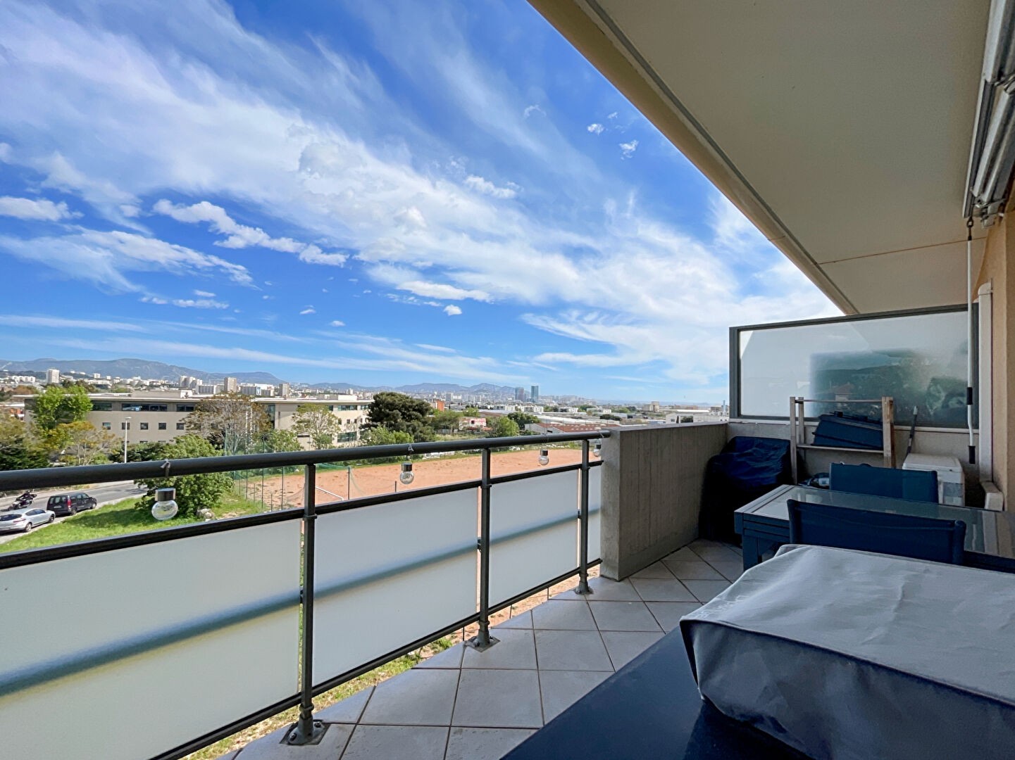 Vente Appartement à Marseille 15e arrondissement 3 pièces