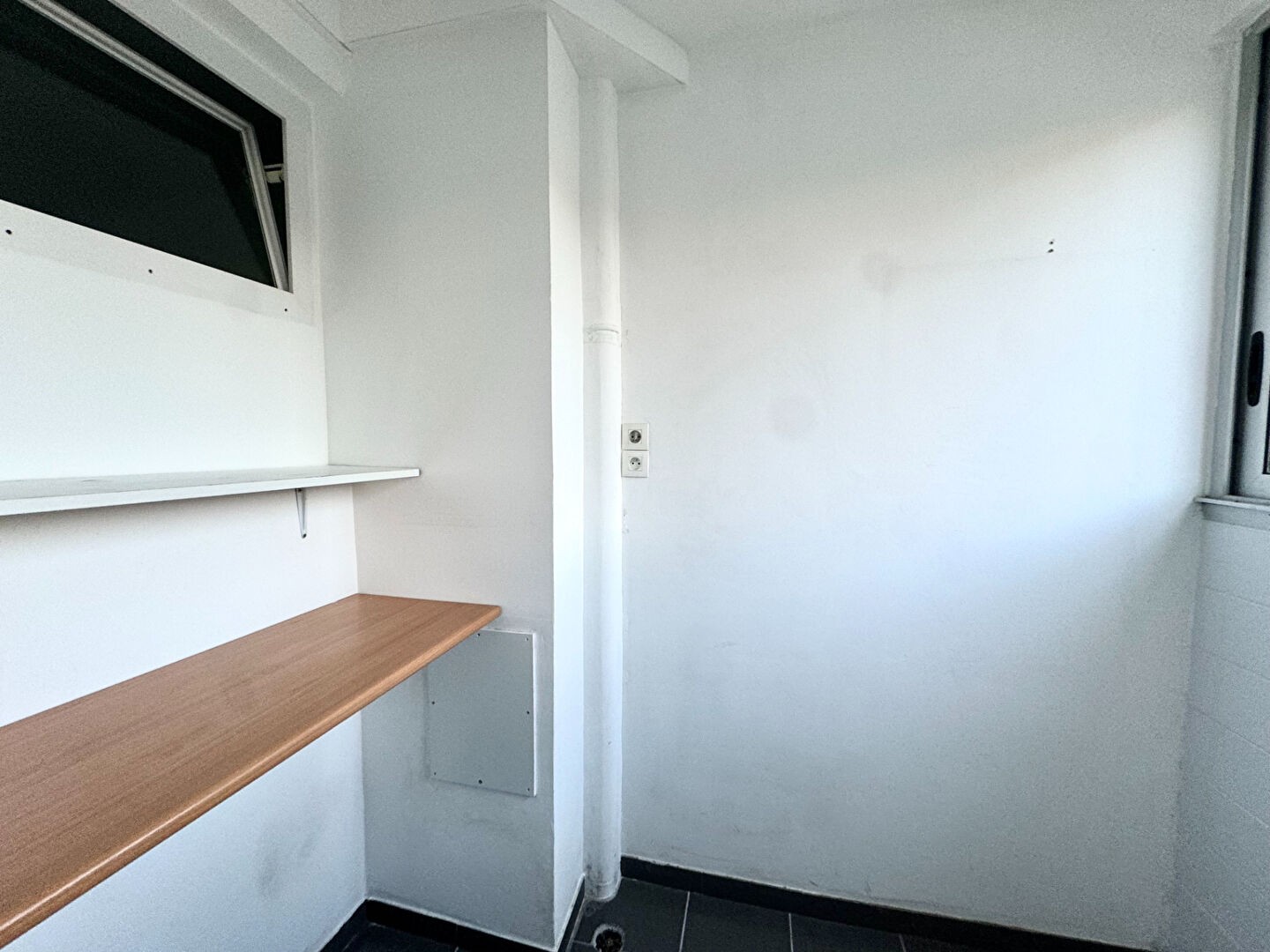 Location Appartement à Marseille 8e arrondissement 4 pièces