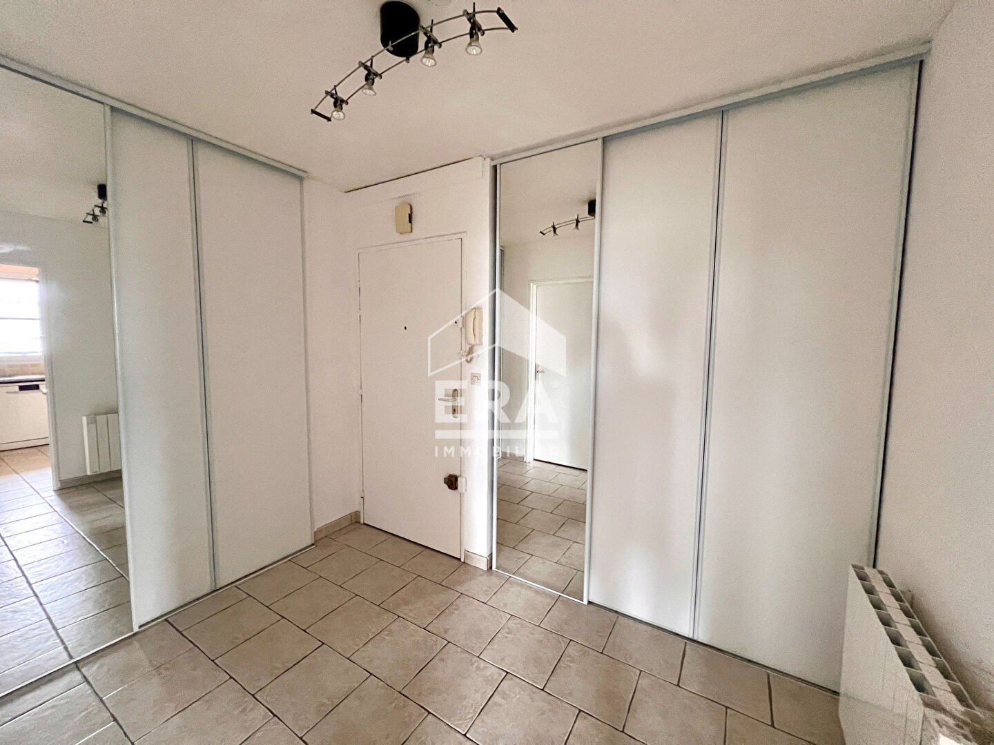 Vente Appartement à Dammarie-les-Lys 3 pièces