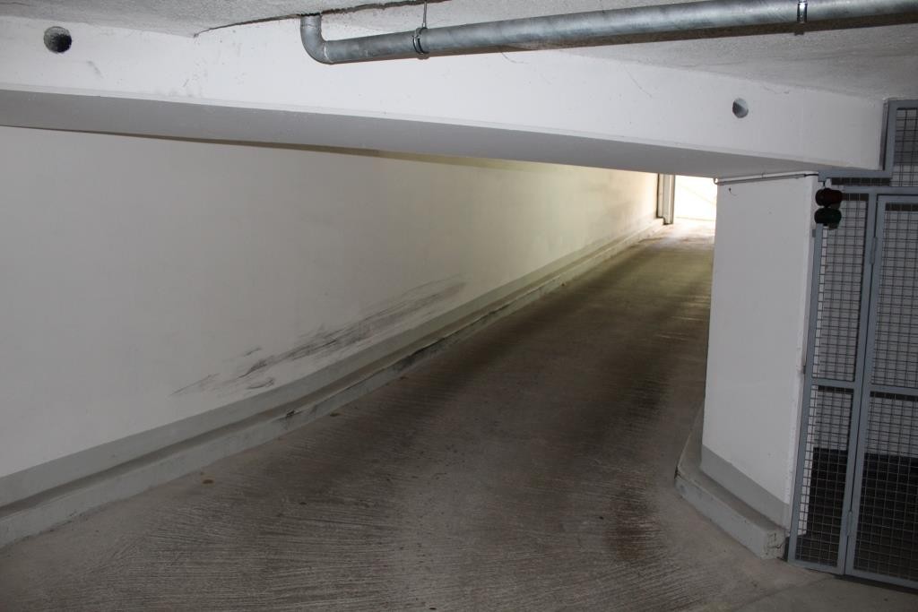 Location Garage / Parking à Paris Vaugirard 15e arrondissement 0 pièce