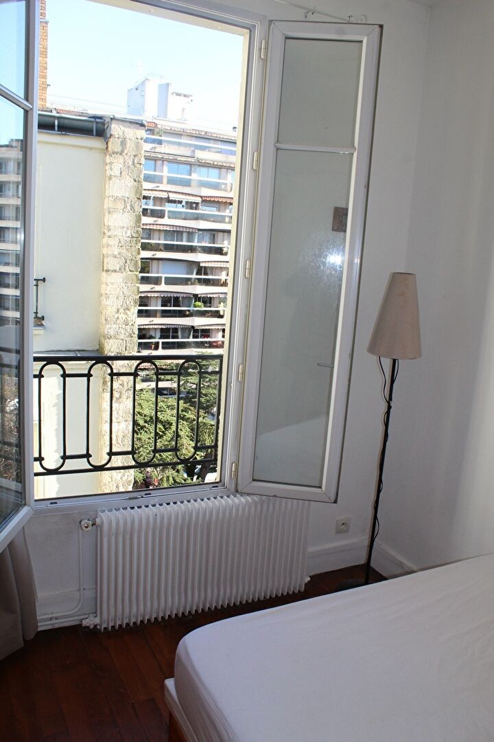 Vente Appartement à Paris Vaugirard 15e arrondissement 2 pièces