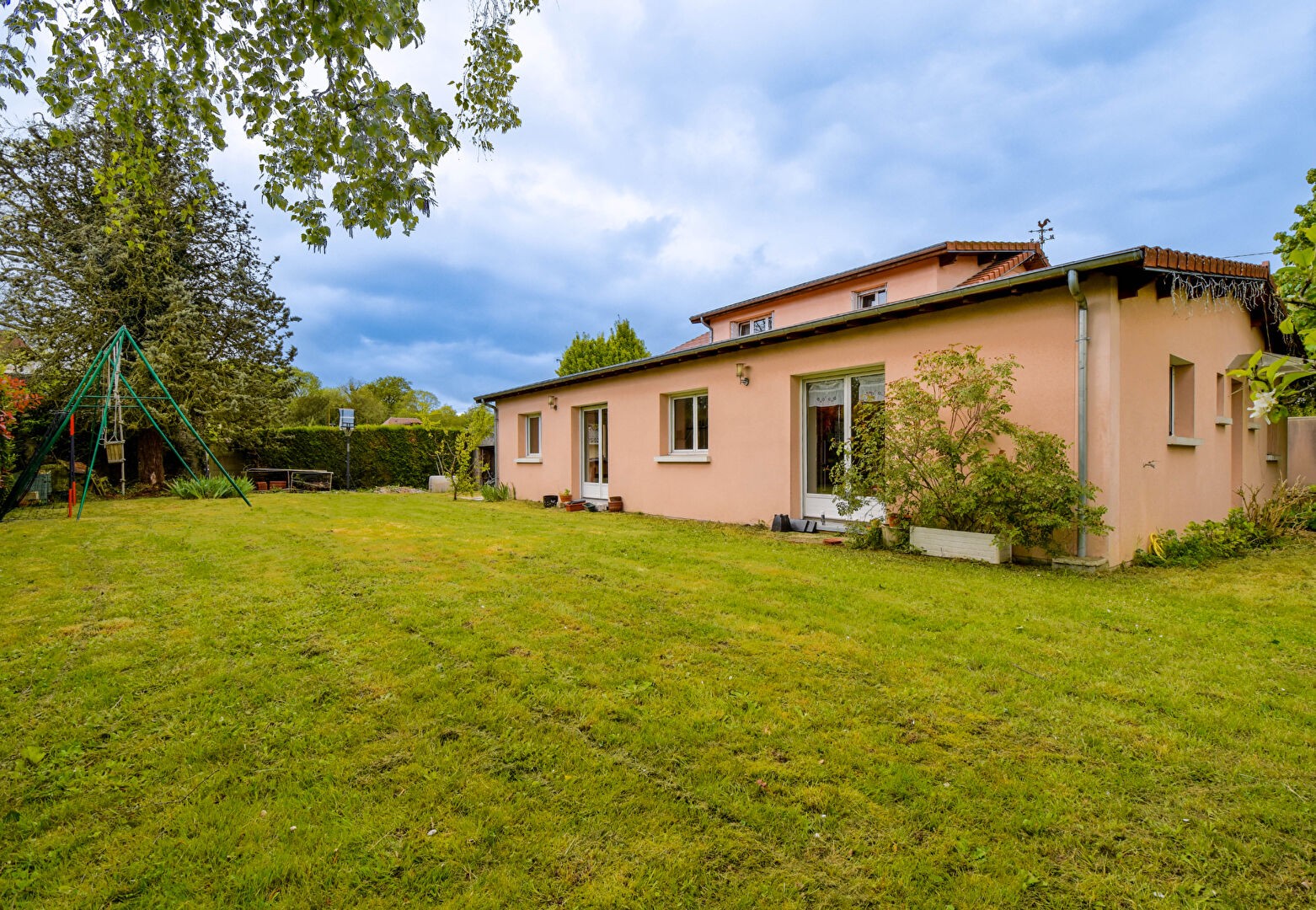 Vente Maison à Montfermeil 9 pièces