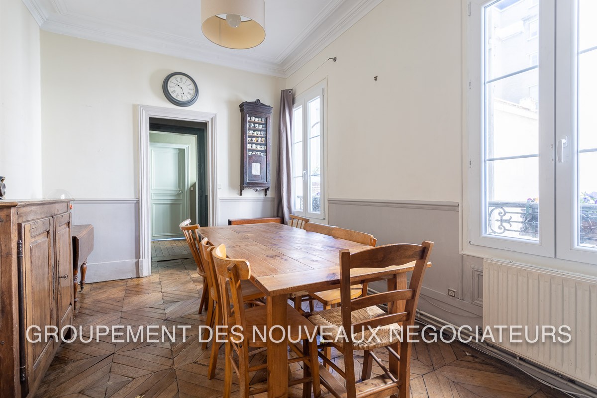 Vente Appartement à Courbevoie 8 pièces