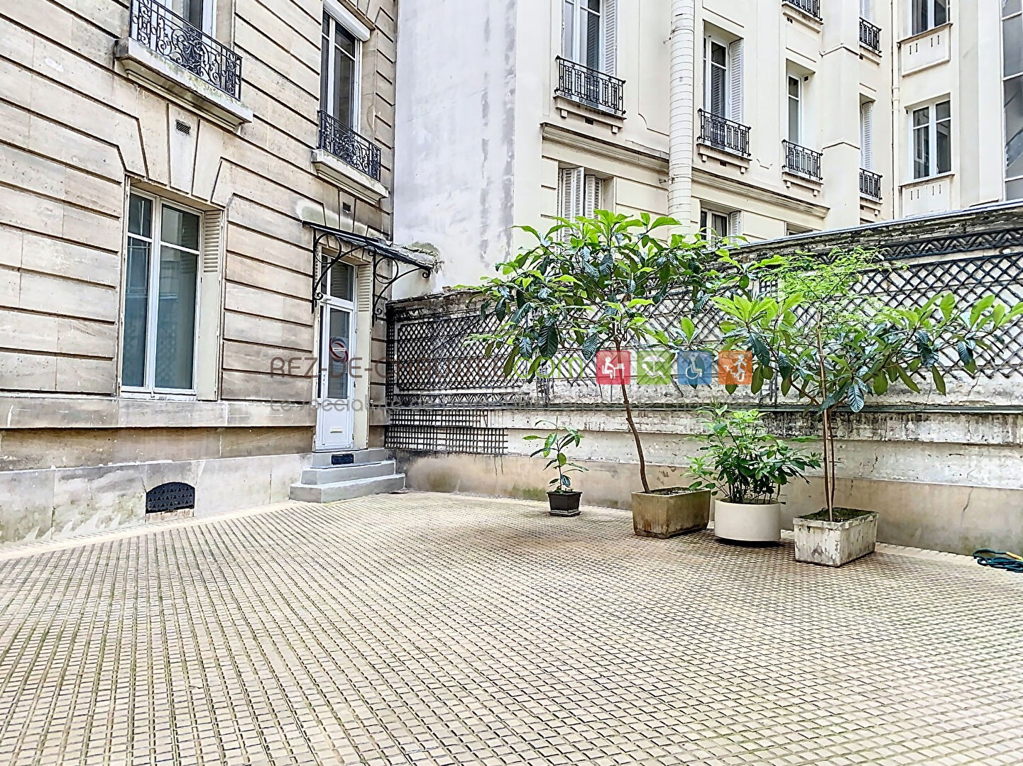 Vente Garage / Parking à Paris Passy 16e arrondissement 2 pièces