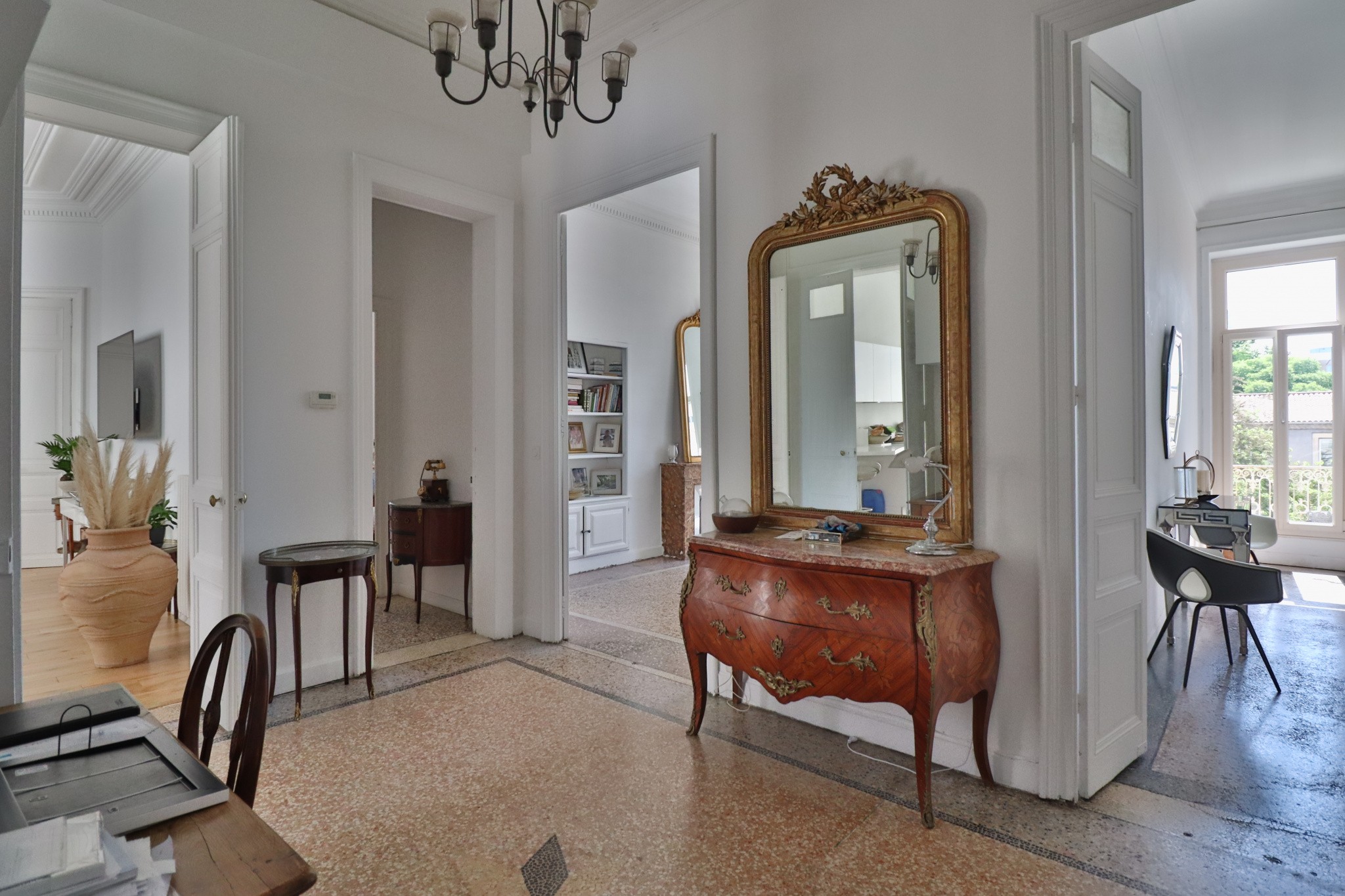 Vente Appartement à Nîmes 6 pièces