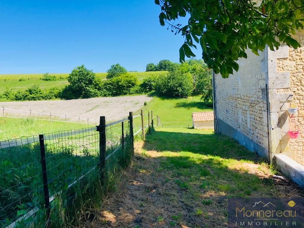 Vente Maison à Barbezieux-Saint-Hilaire 5 pièces