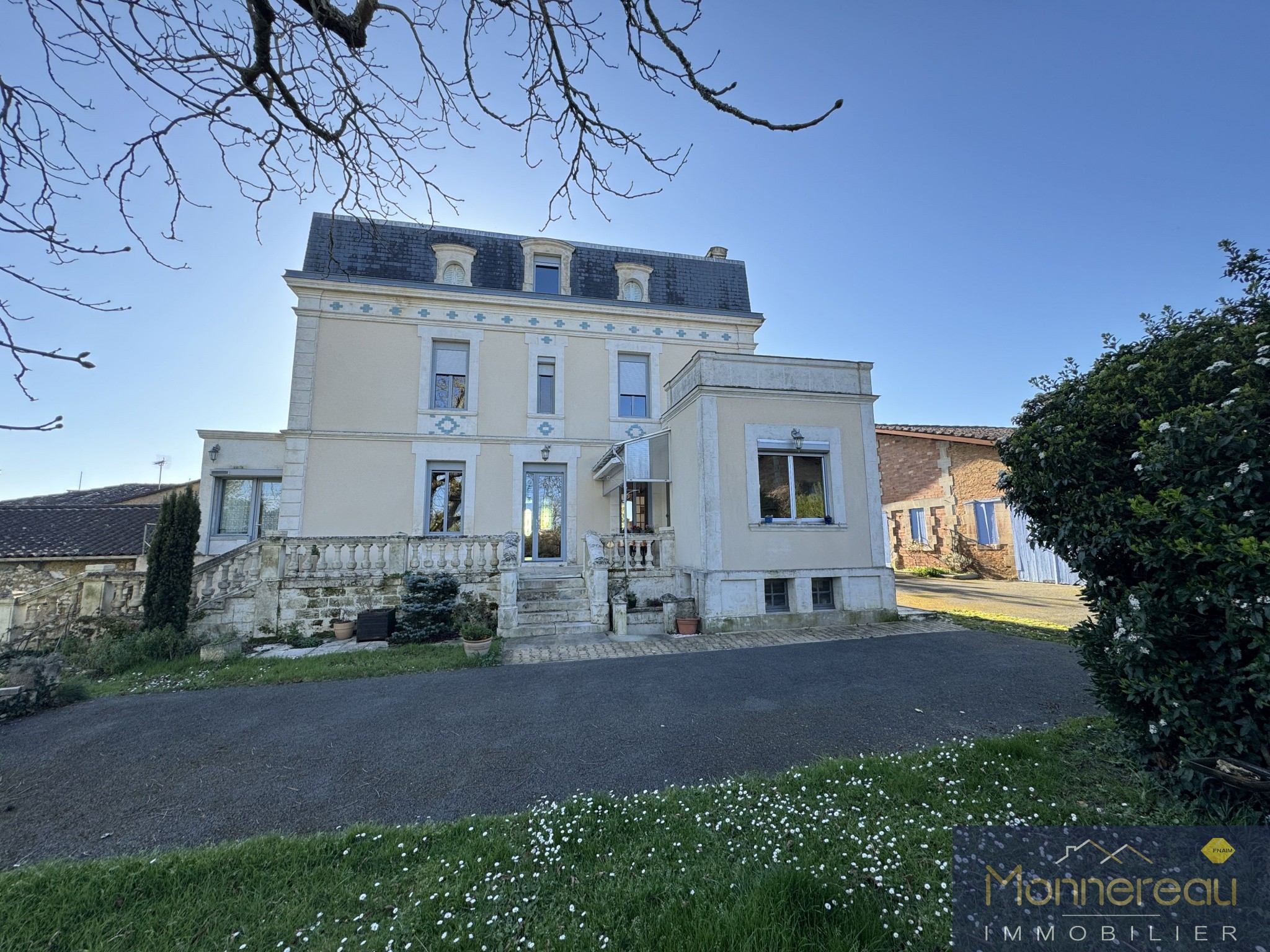 Vente Maison à Montendre 10 pièces