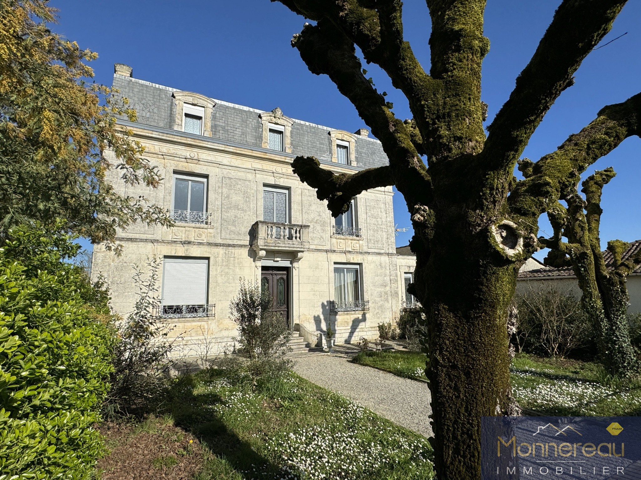 Vente Maison à Montendre 10 pièces