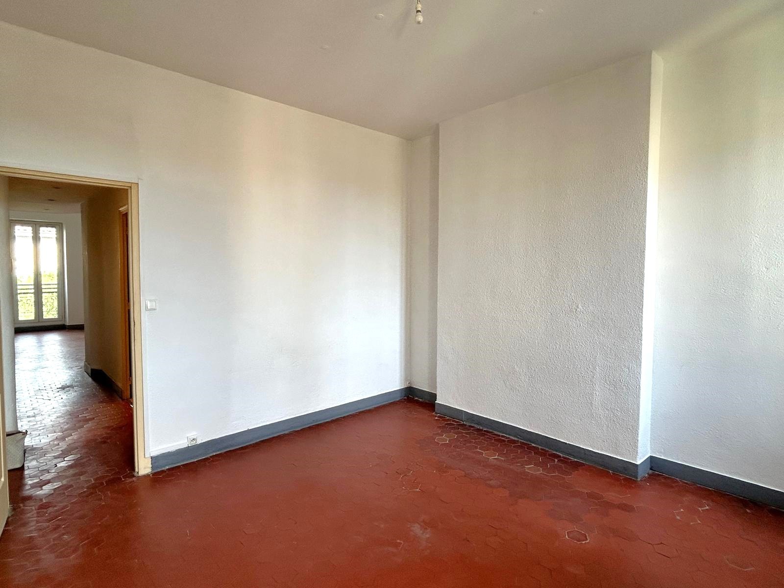 Vente Appartement à Marseille 4e arrondissement 3 pièces