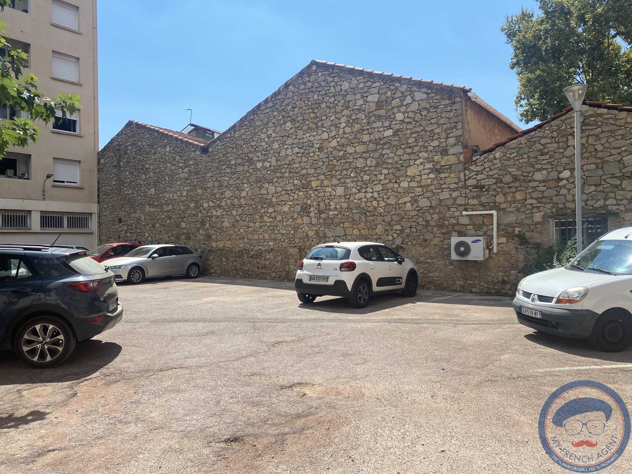 Vente Bureau / Commerce à la Seyne-sur-Mer 1 pièce