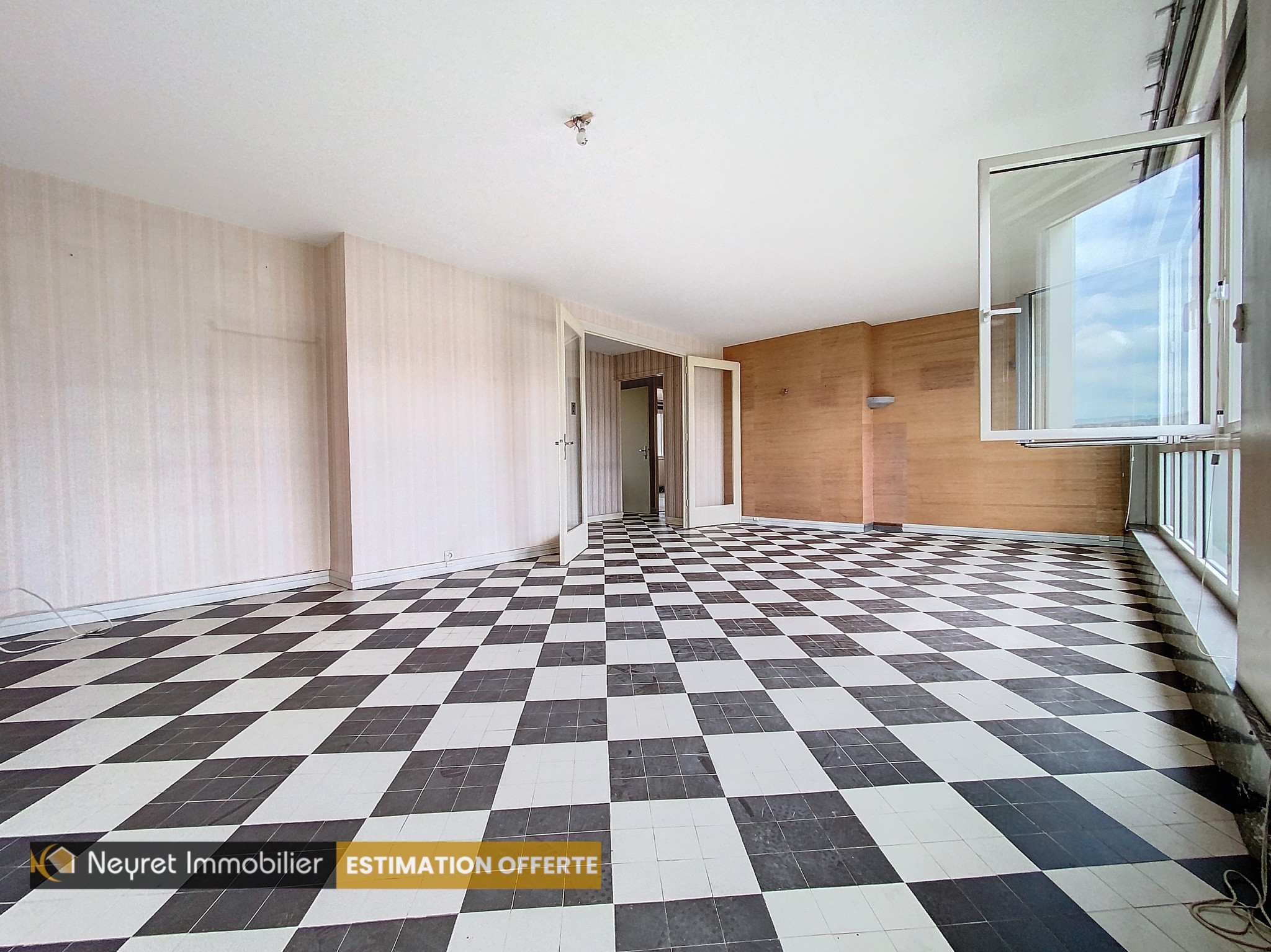 Vente Appartement à Saint-Étienne 5 pièces