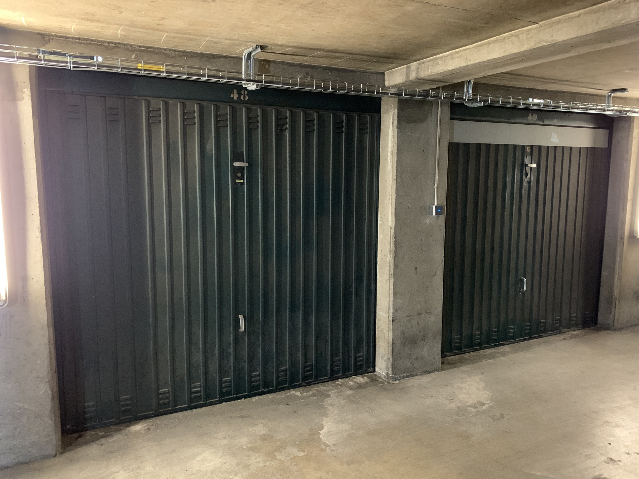 Location Garage / Parking à Paris Vaugirard 15e arrondissement 0 pièce