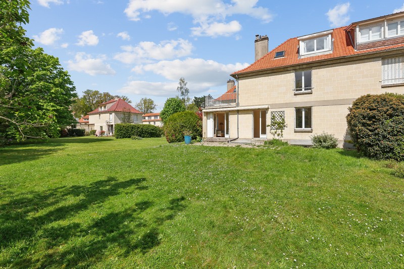 Vente Maison à la Celle-Saint-Cloud 9 pièces