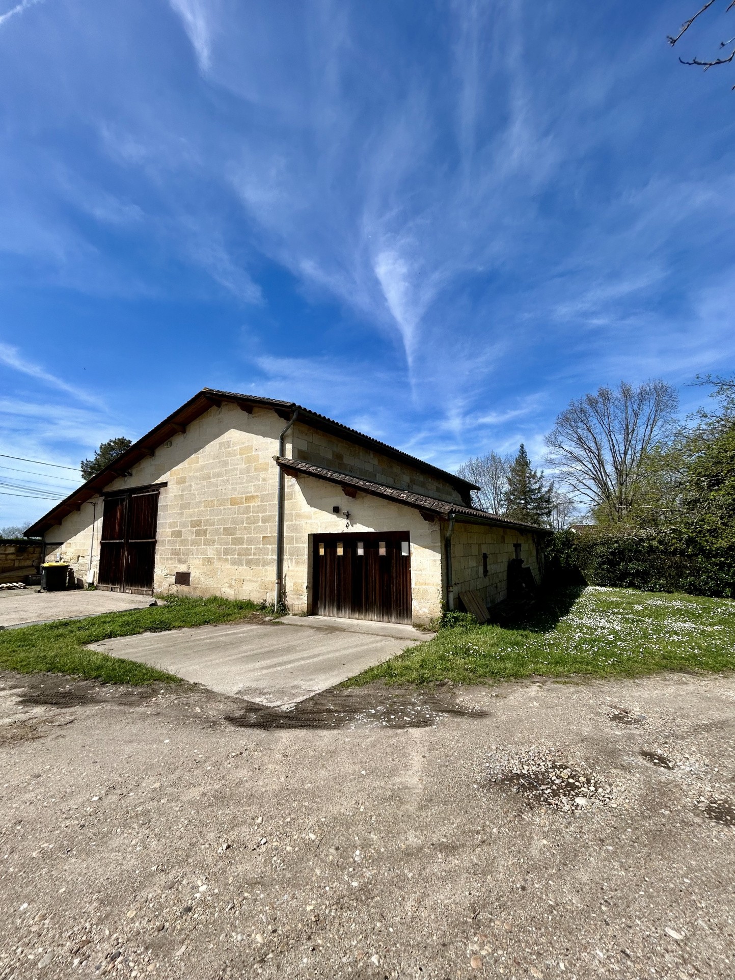 Vente Maison à Saint-Denis-de-Pile 30 pièces