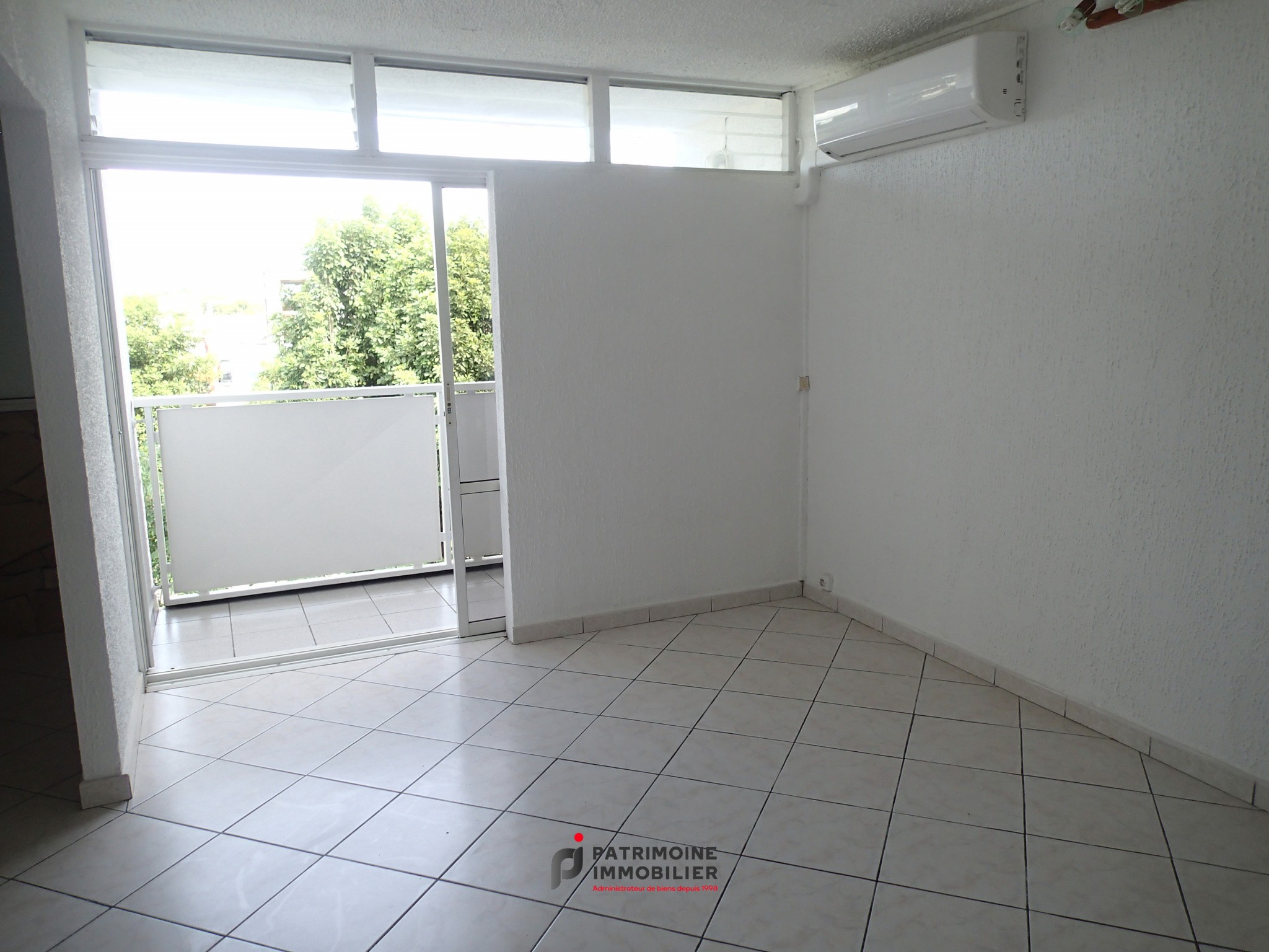 Location Appartement à les Abymes 4 pièces