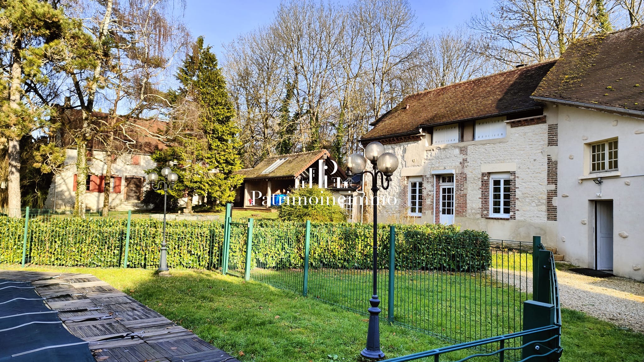 Vente Maison à Saint-Florentin 35 pièces