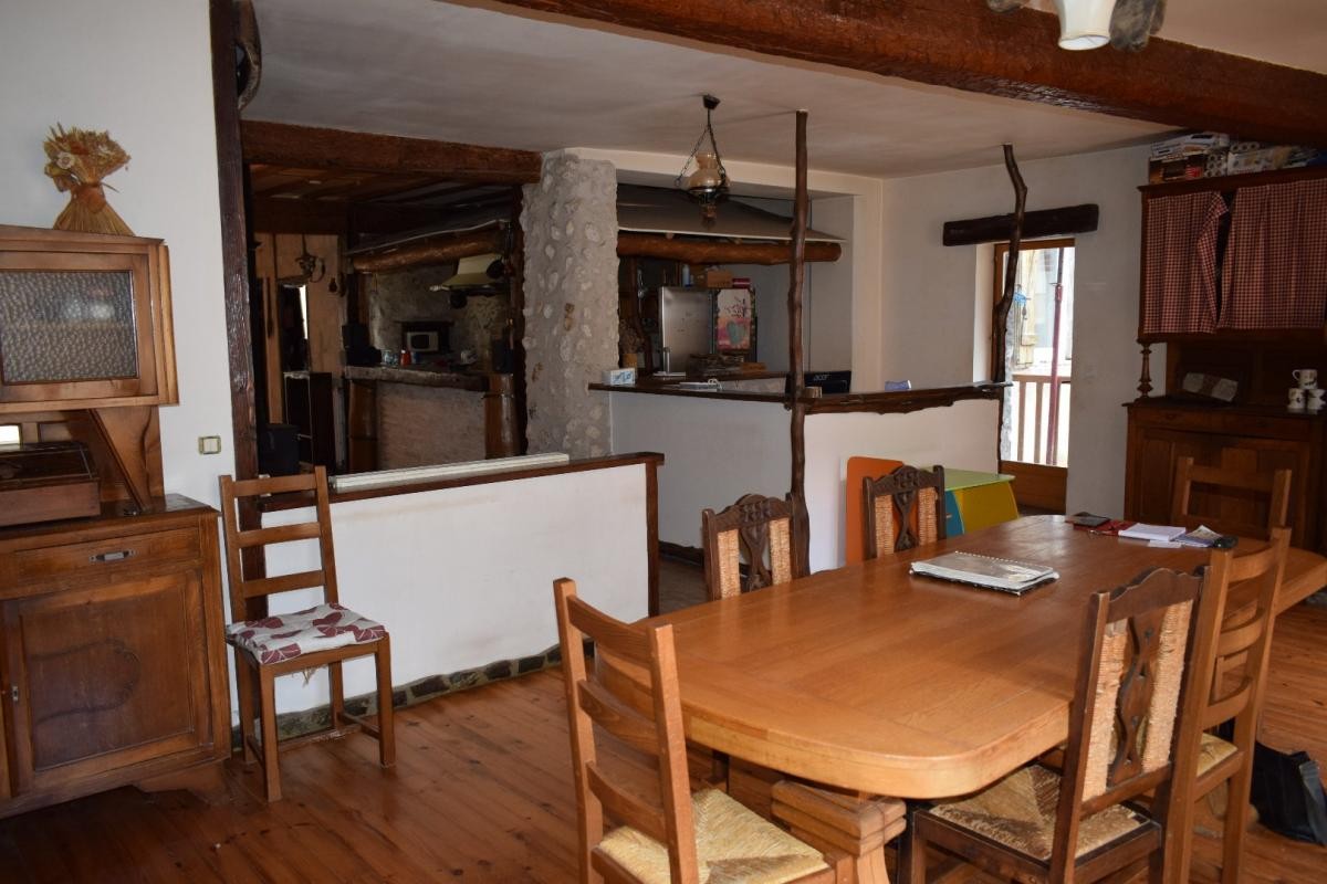 Vente Maison à Montfort-sur-Boulzane 11 pièces