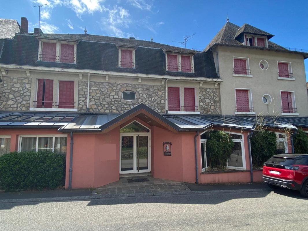 Vente Maison à Calvinet 21 pièces