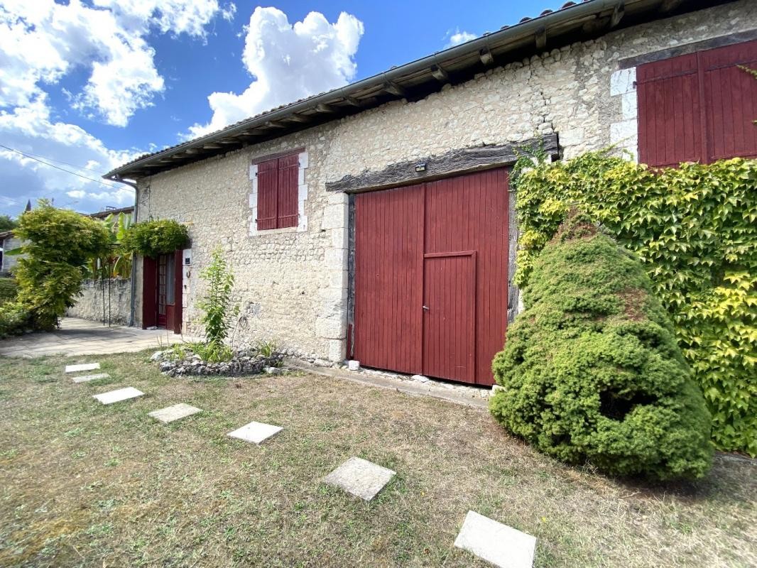 Vente Maison à Saint-Séverin 8 pièces