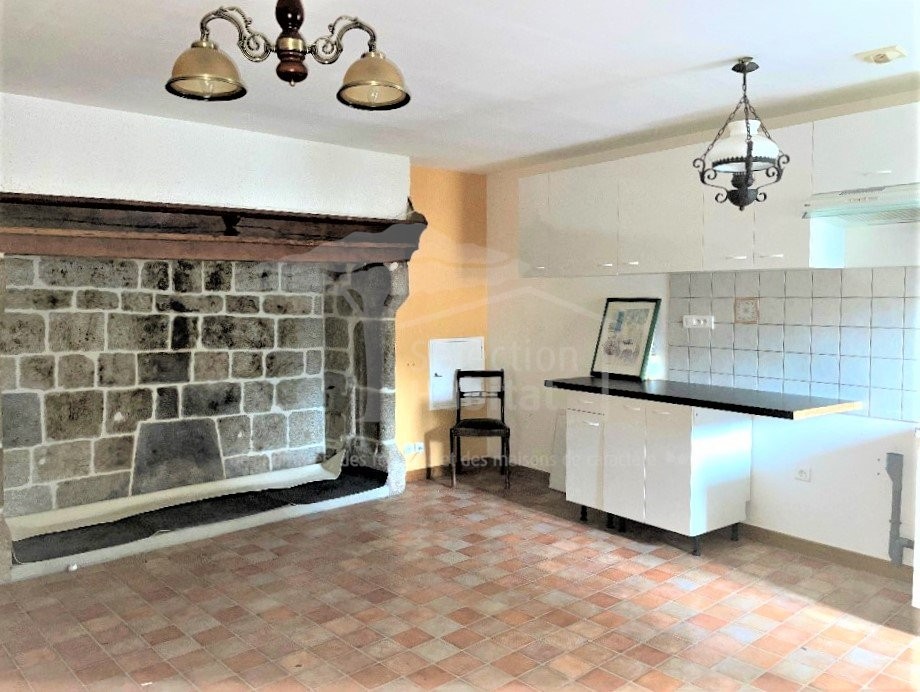 Vente Maison à Montsalvy 9 pièces