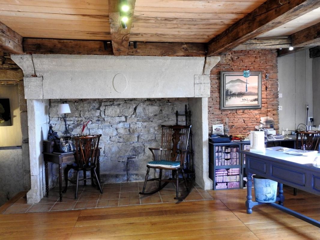 Vente Maison à Figeac 25 pièces