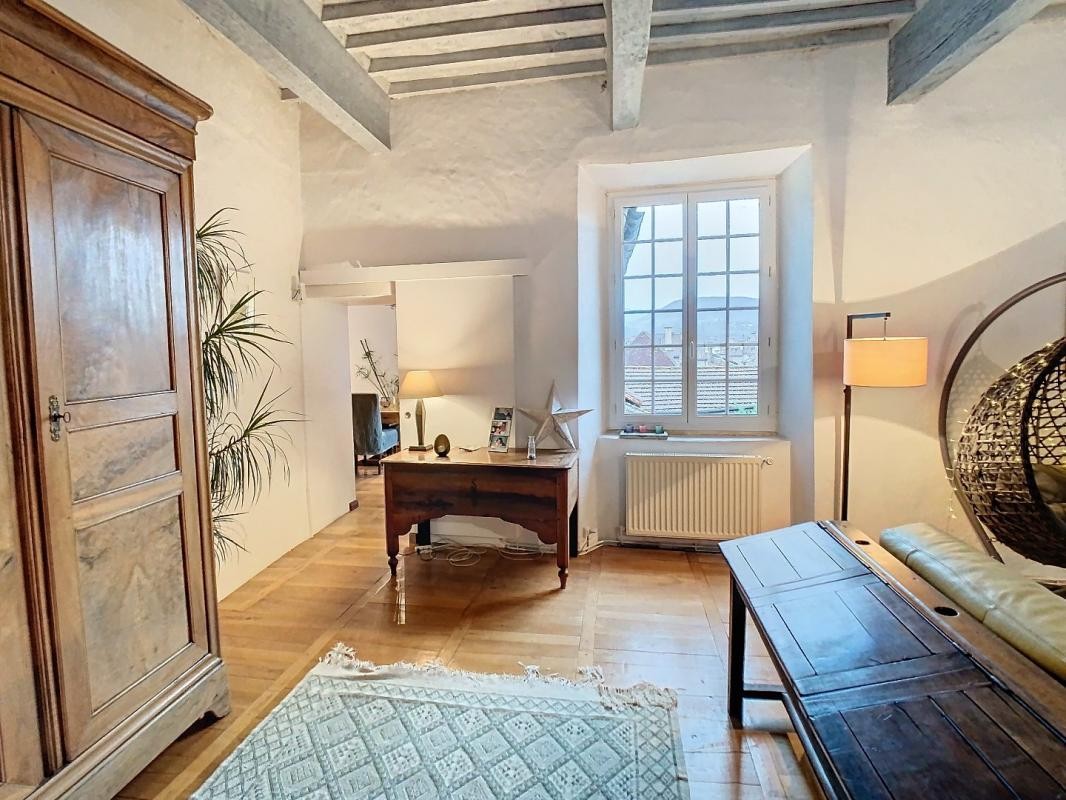 Vente Maison à Saint-Céré 11 pièces