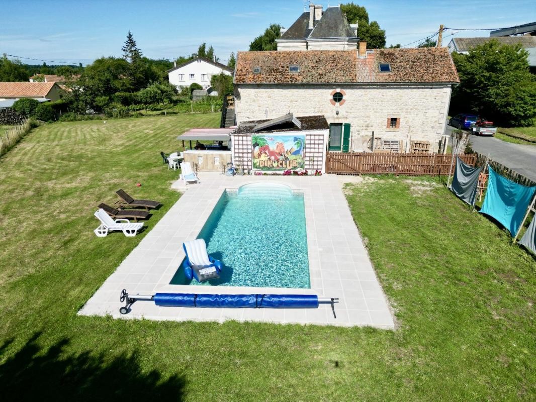 Vente Maison à Charroux 14 pièces