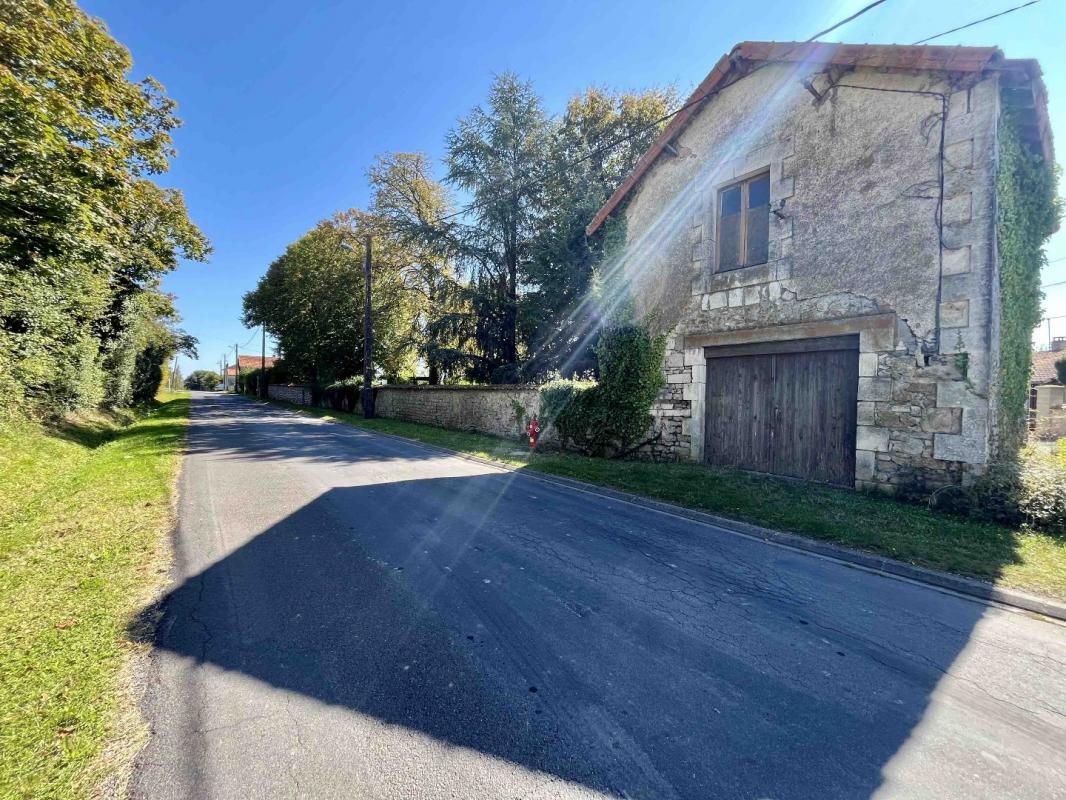 Vente Maison à Charroux 14 pièces