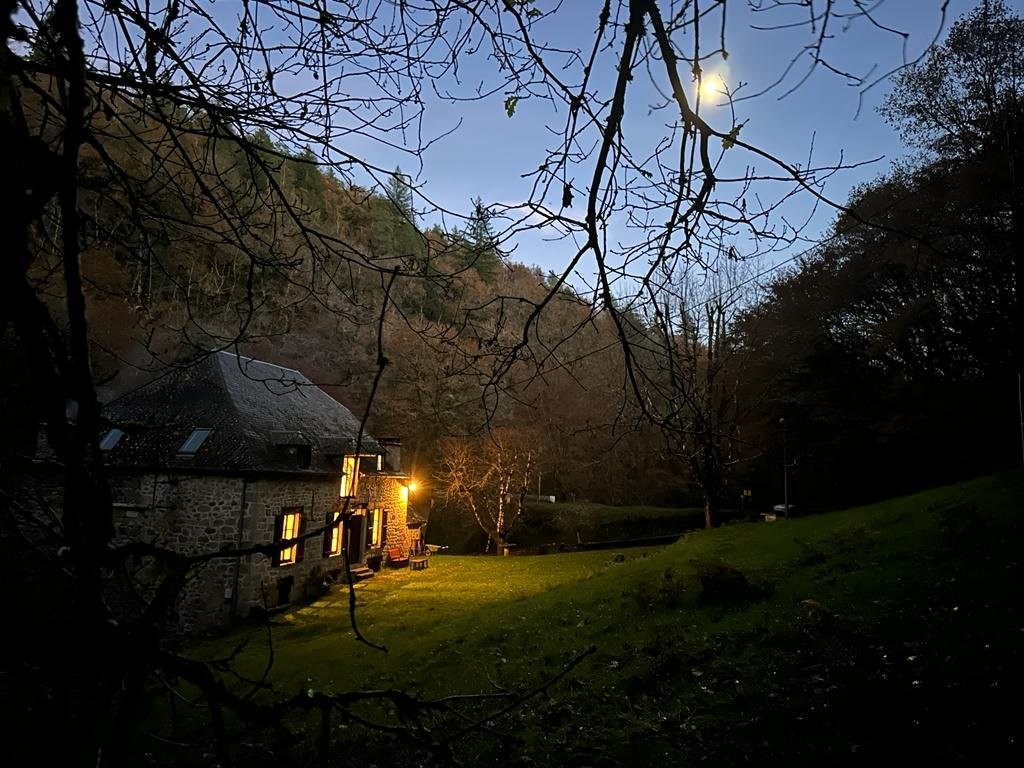 Vente Maison à la Roche-Canillac 6 pièces