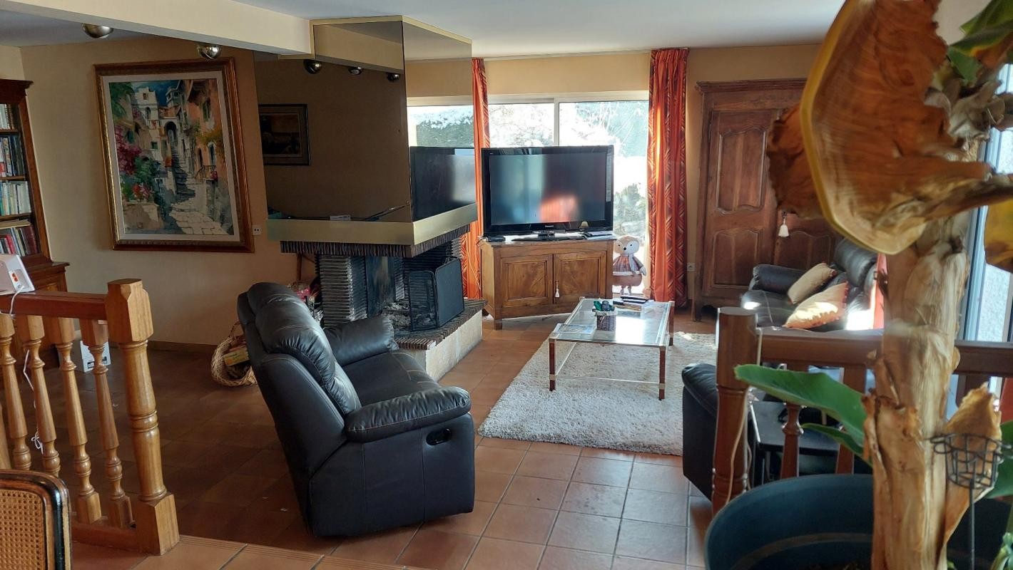 Vente Maison à Saint-Alban-sur-Limagnole 12 pièces