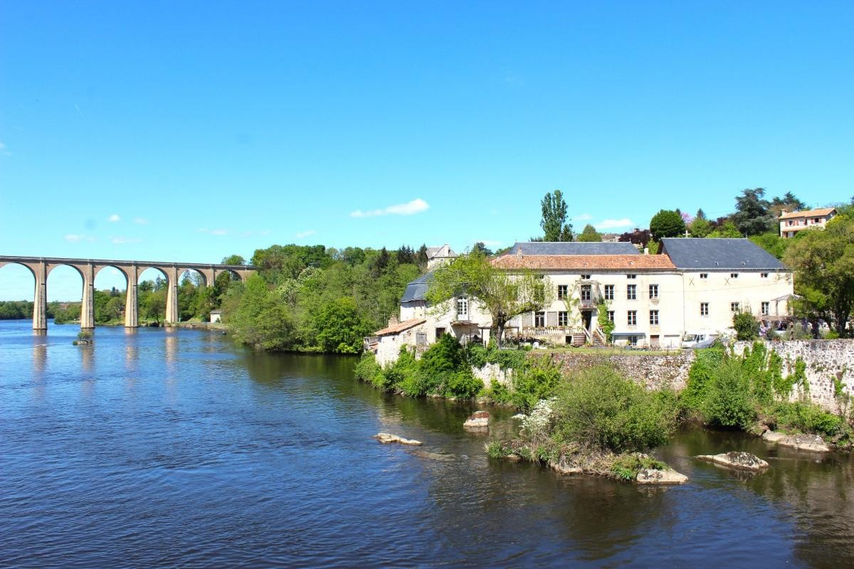 Vente Maison à l'Isle-Jourdain 14 pièces