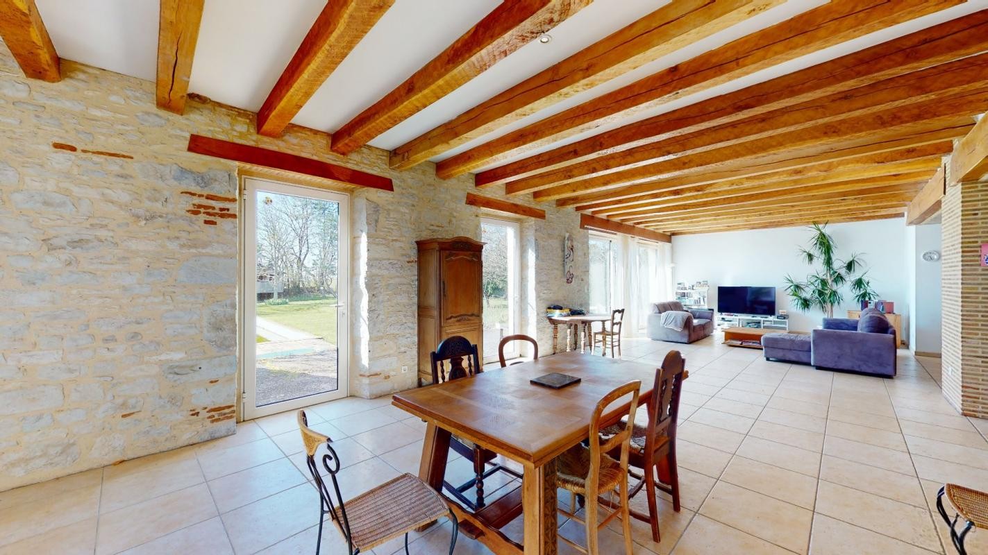 Vente Maison à Valroufié 21 pièces