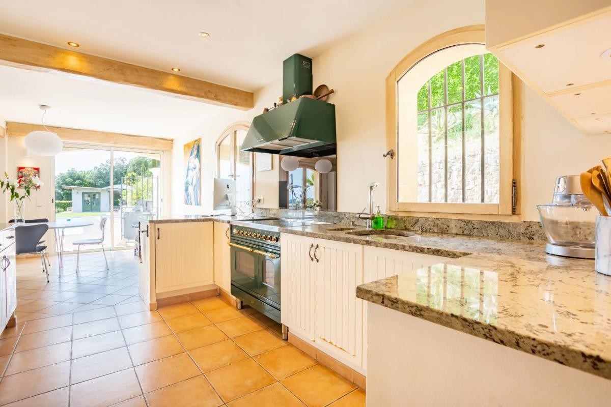 Vente Maison à Valbonne 7 pièces