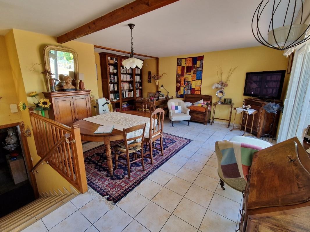 Vente Maison à Saint-Mamet-la-Salvetat 7 pièces