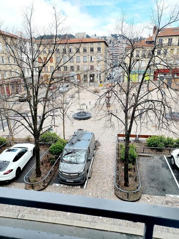 Location Appartement à Saint-Étienne 3 pièces