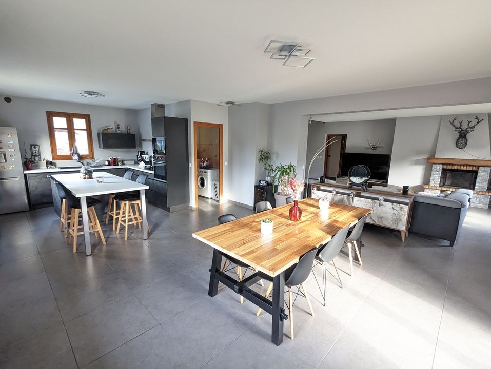 Vente Appartement à la Rochette 7 pièces