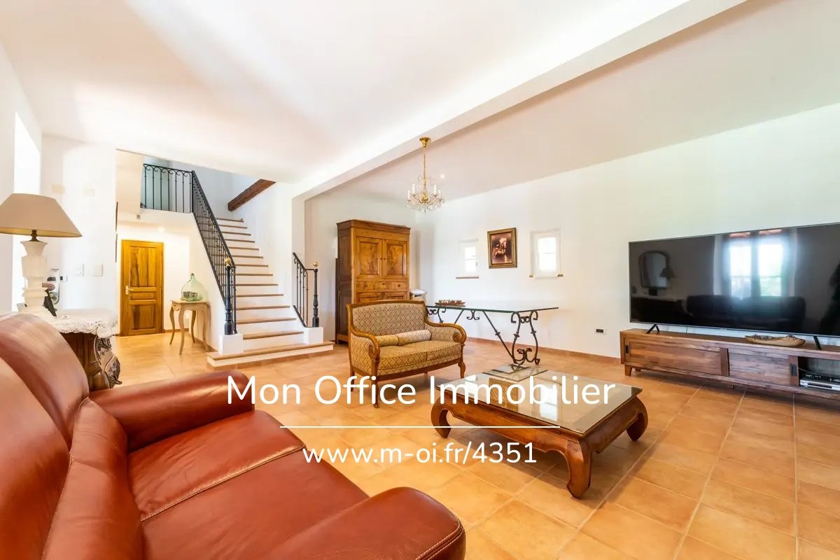 Vente Maison à le Castellet 9 pièces