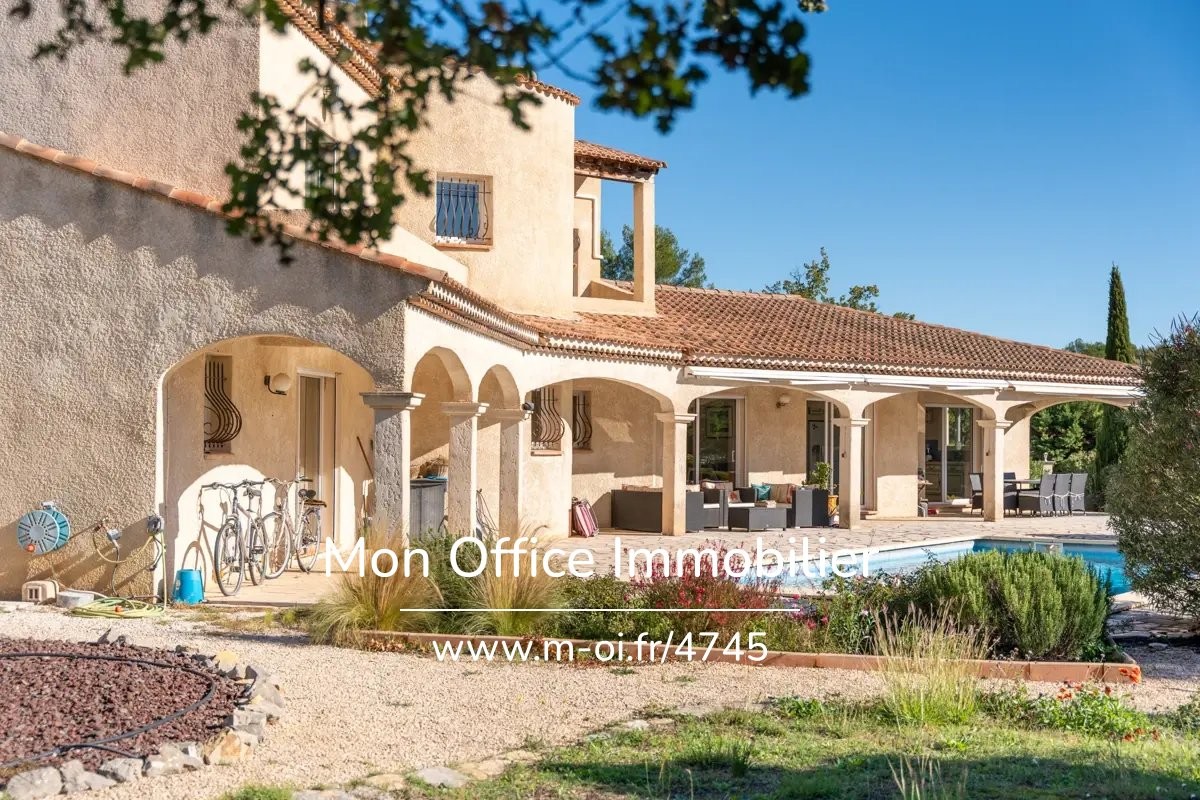 Vente Maison à Saint-Maximin-la-Sainte-Baume 7 pièces