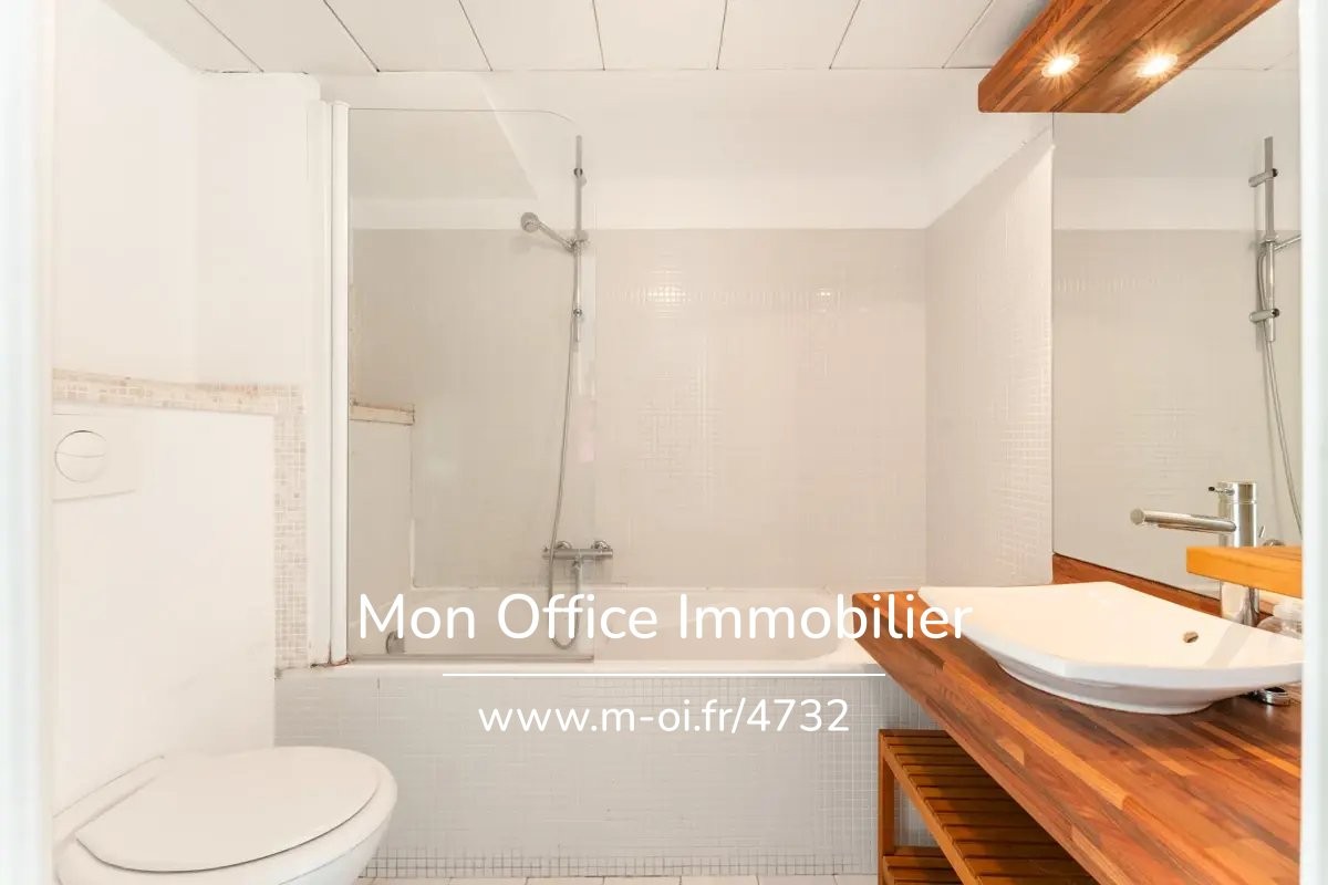 Vente Appartement à Marseille 8e arrondissement 3 pièces