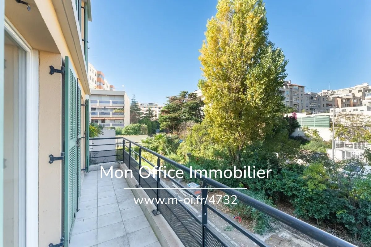 Vente Appartement à Marseille 8e arrondissement 3 pièces