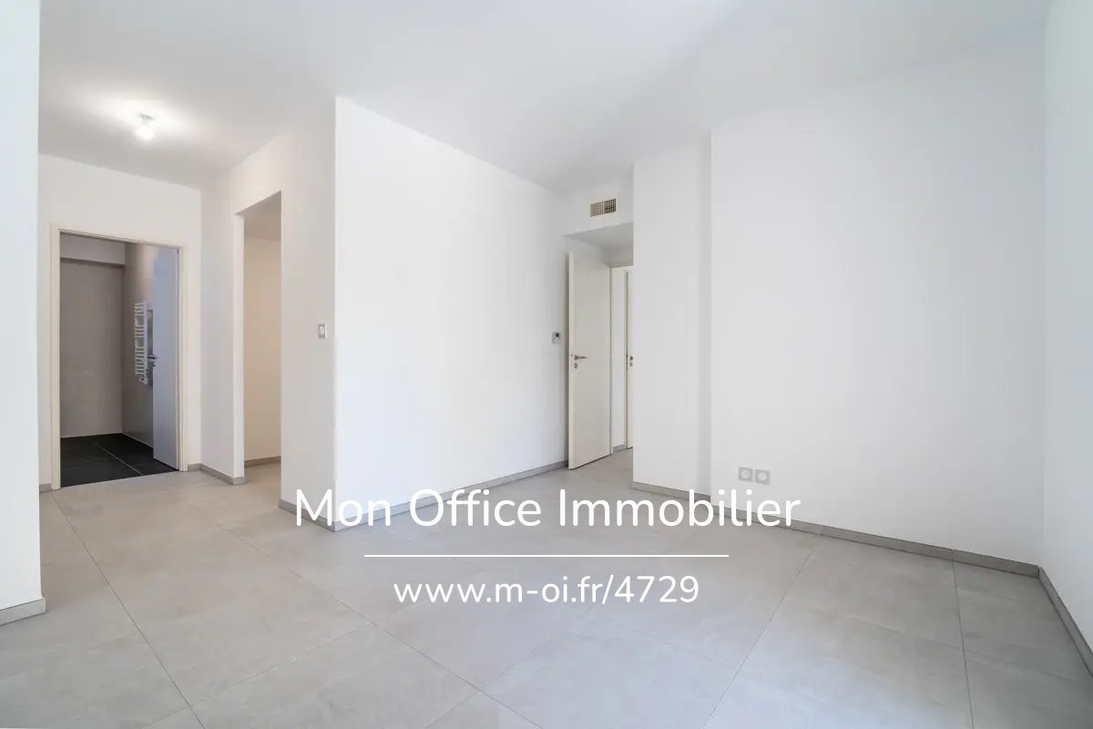 Vente Appartement à Marseille 8e arrondissement 4 pièces