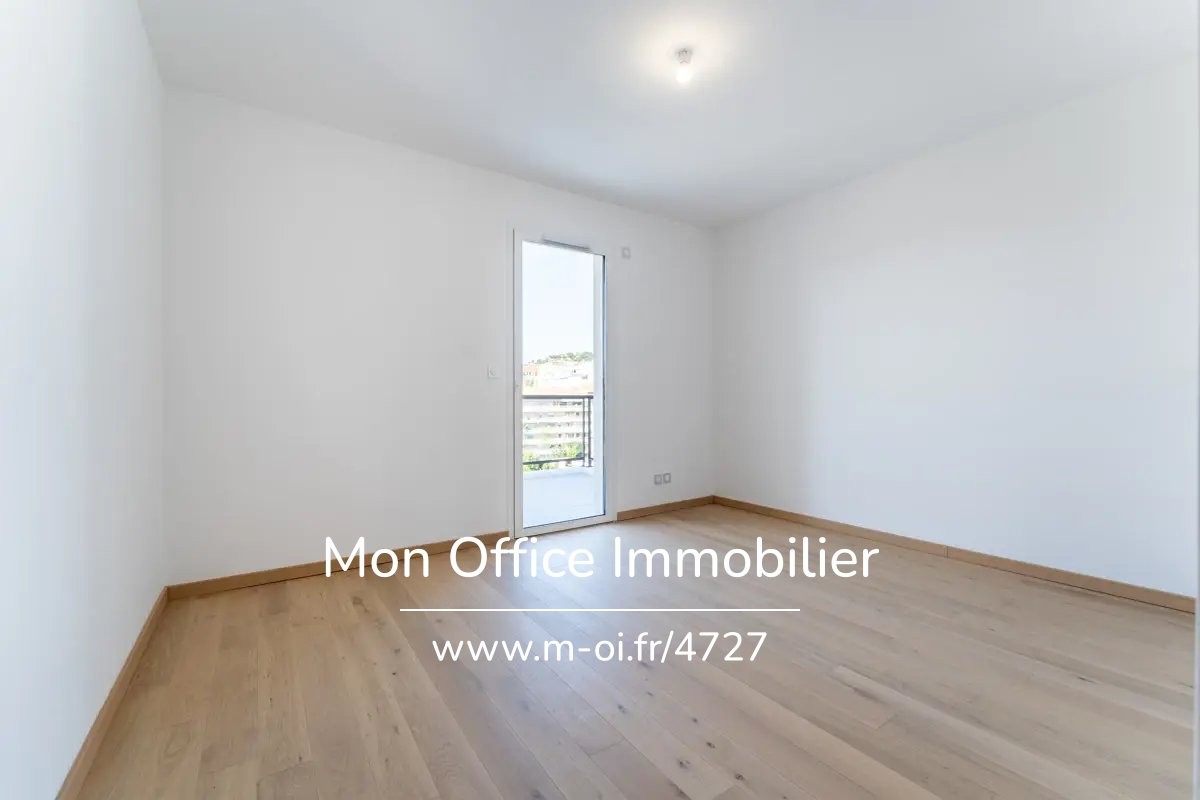 Vente Appartement à Marseille 8e arrondissement 4 pièces