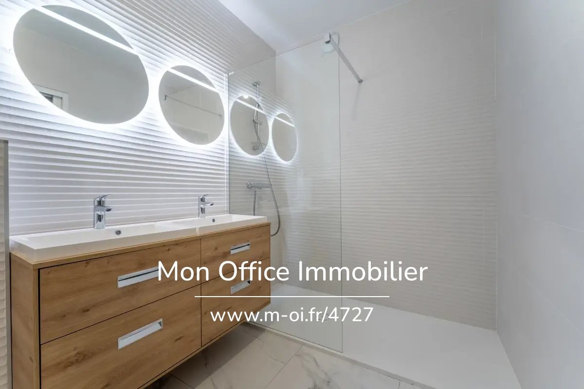 Vente Appartement à Marseille 8e arrondissement 4 pièces